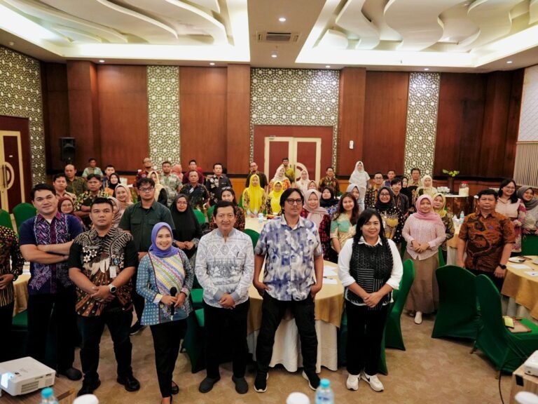 PPID se-Jawa Tengah Ikuti Bimtek Visualisasi dan Digitalisasi Informasi