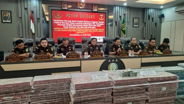 Kejari Karawang Sita Rp101 Miliar Dana Dividen PD Petrogas, Tersangka GBR Diduga Selewengkan Rp7,1 Miliar