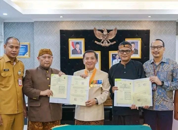 Pemkab Karawang dan bank bjb Resmi Kerja Sama, Dorong Layanan Keuangan yang Efektif dan Efisien