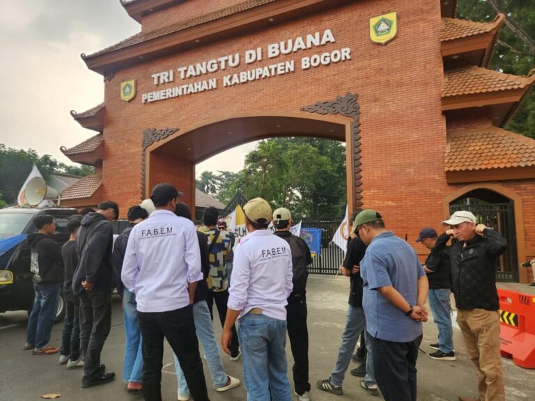 FABEM BOGOR RAYA: BOGOR DARURAT KORUPSI, DESAK KPK SEGERA TETAPKAN TERSANGKA